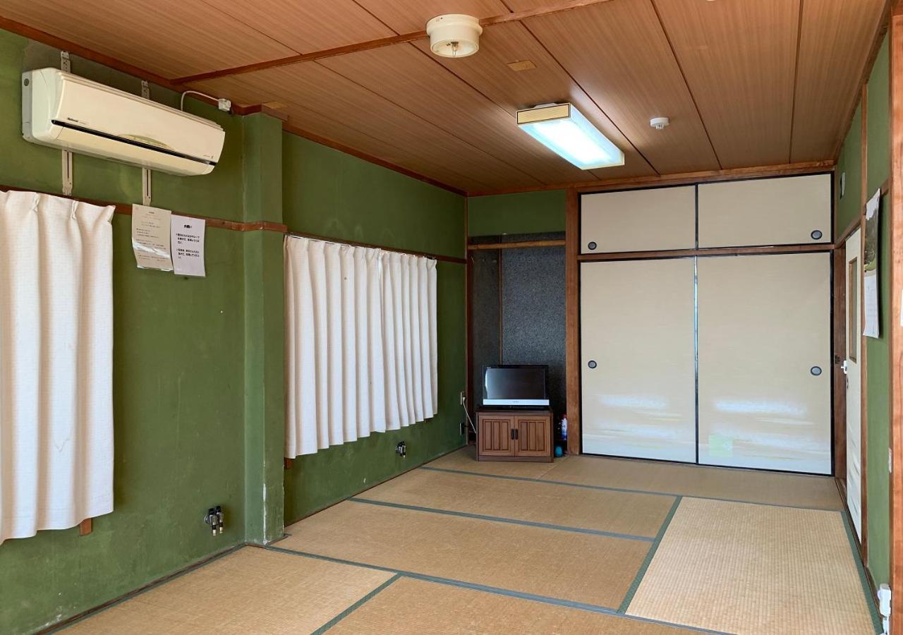 Hotel Minshuku Atsuhama Sumoto Esterno foto